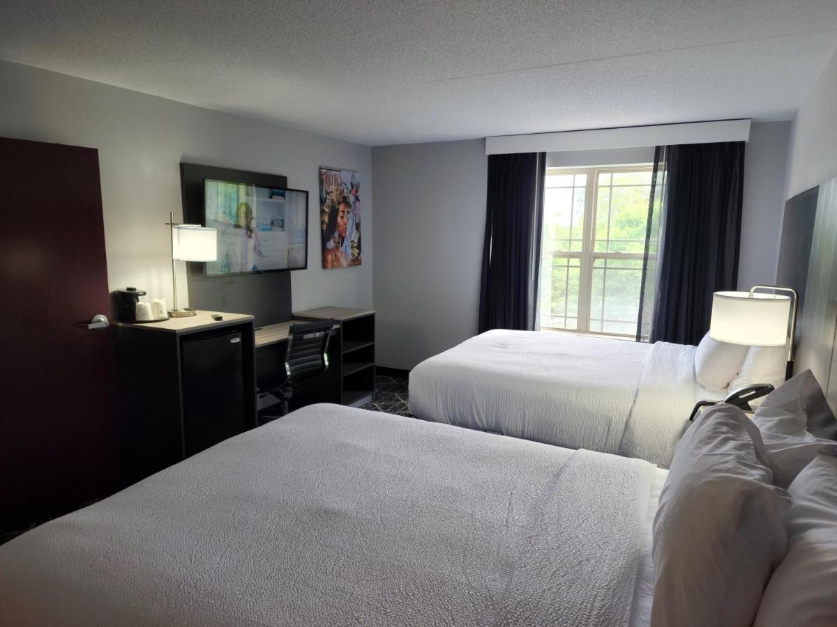 La Quinta Inn & Suites By Wyndham Озеро Джордж Экстерьер фото