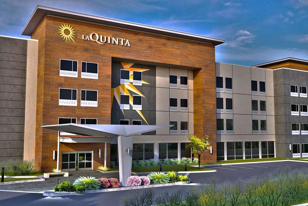 La Quinta Inn & Suites By Wyndham Озеро Джордж Экстерьер фото