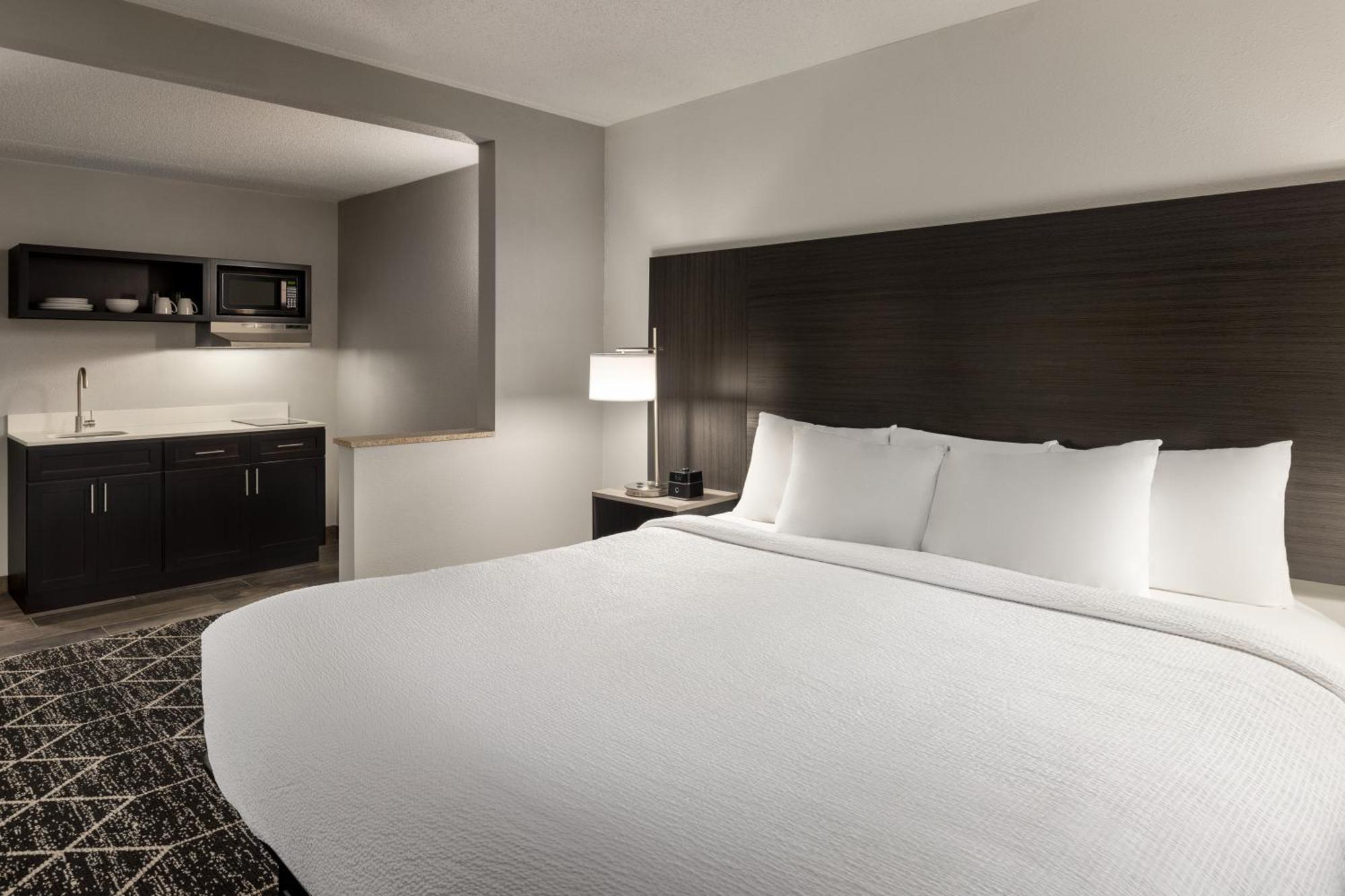 La Quinta Inn & Suites By Wyndham Озеро Джордж Экстерьер фото