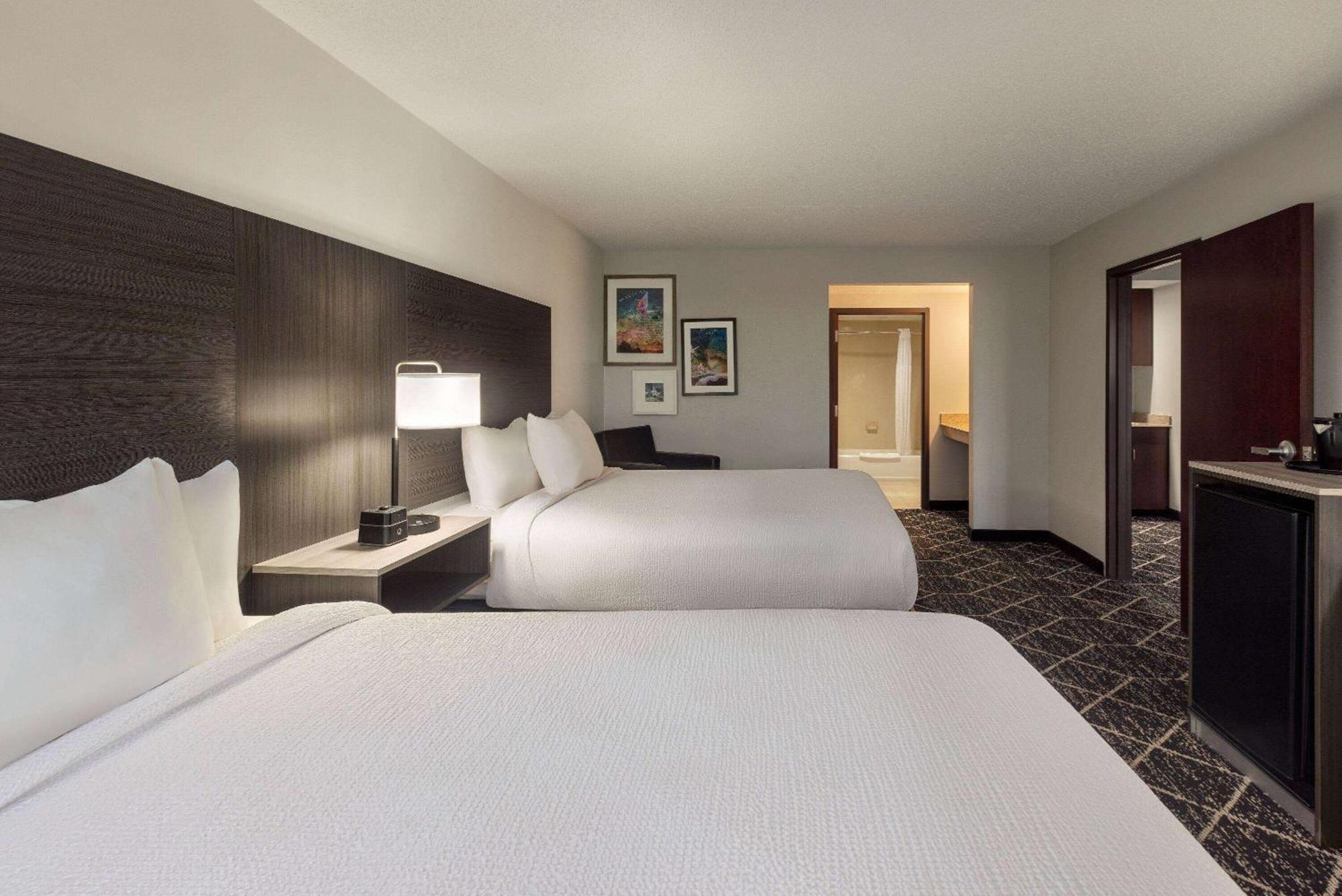 La Quinta Inn & Suites By Wyndham Озеро Джордж Экстерьер фото